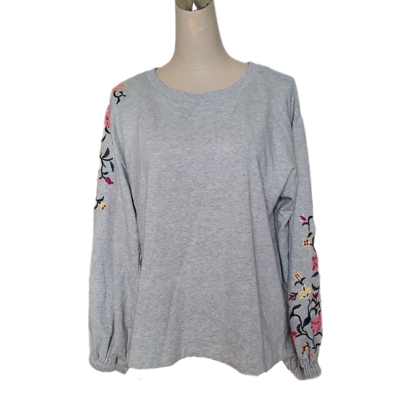 a.n.a Tops - A.N.A Women’s Grey Long Sleeve Top Sz M